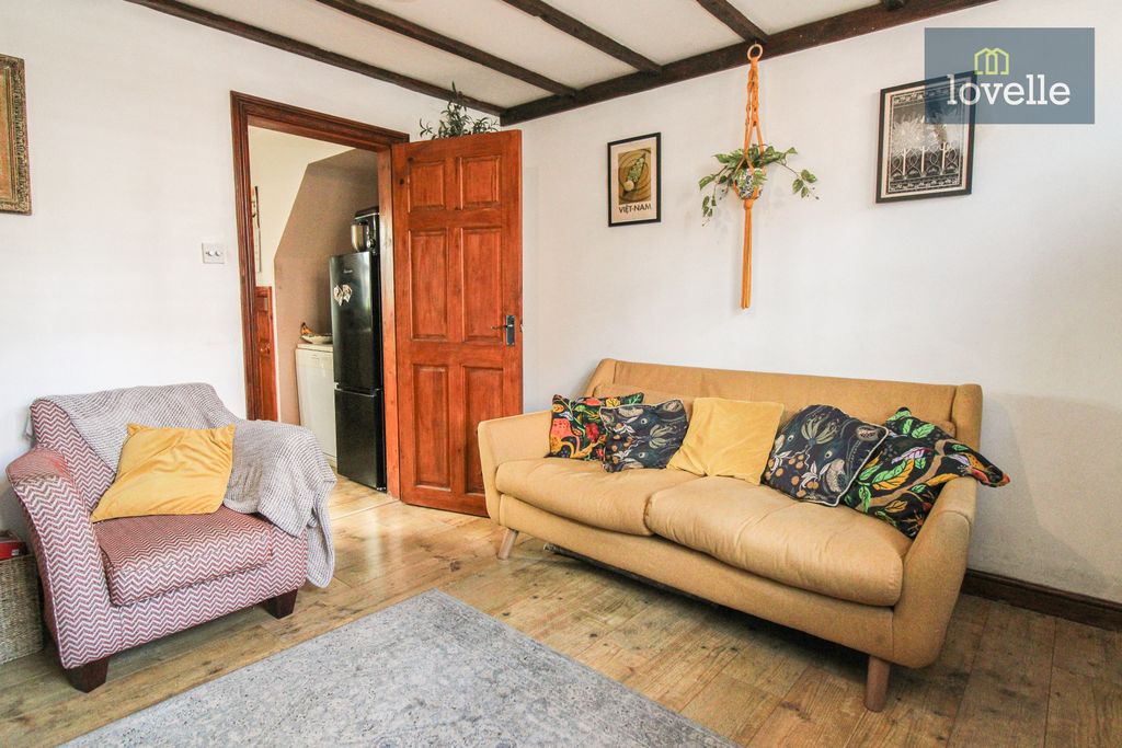 Property photo 3 of 15