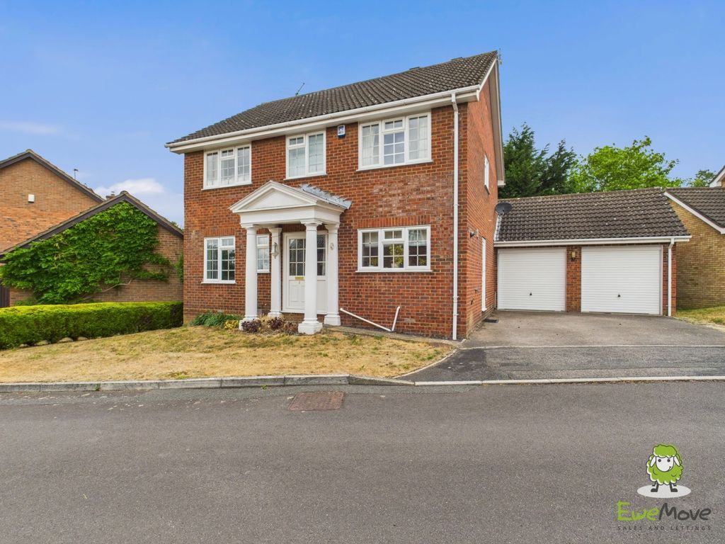 Property photo 1 of 31 Cam03778G0-Pr0261-Still004