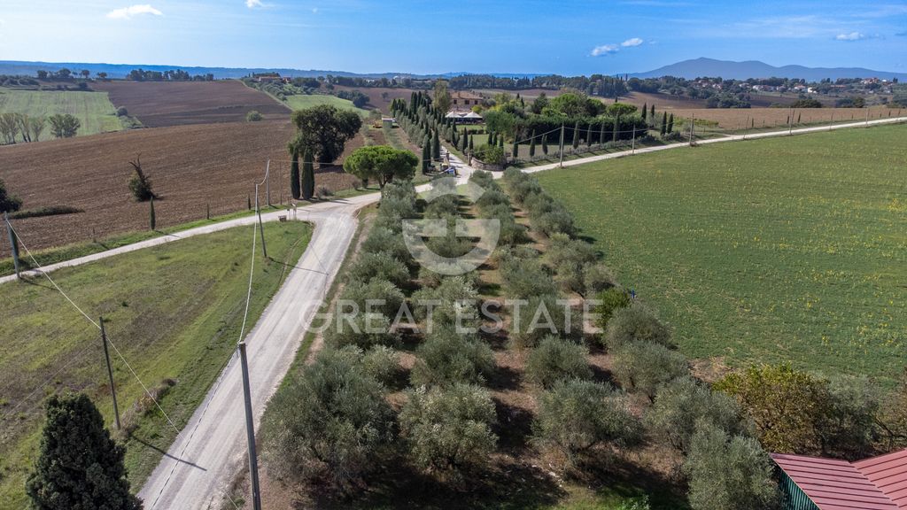 Property photo 3 of 11 Exteriors