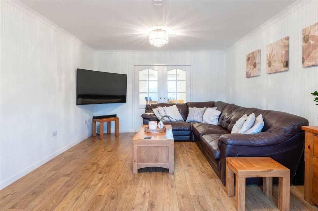 Property photo 3 of 39 Picture 3