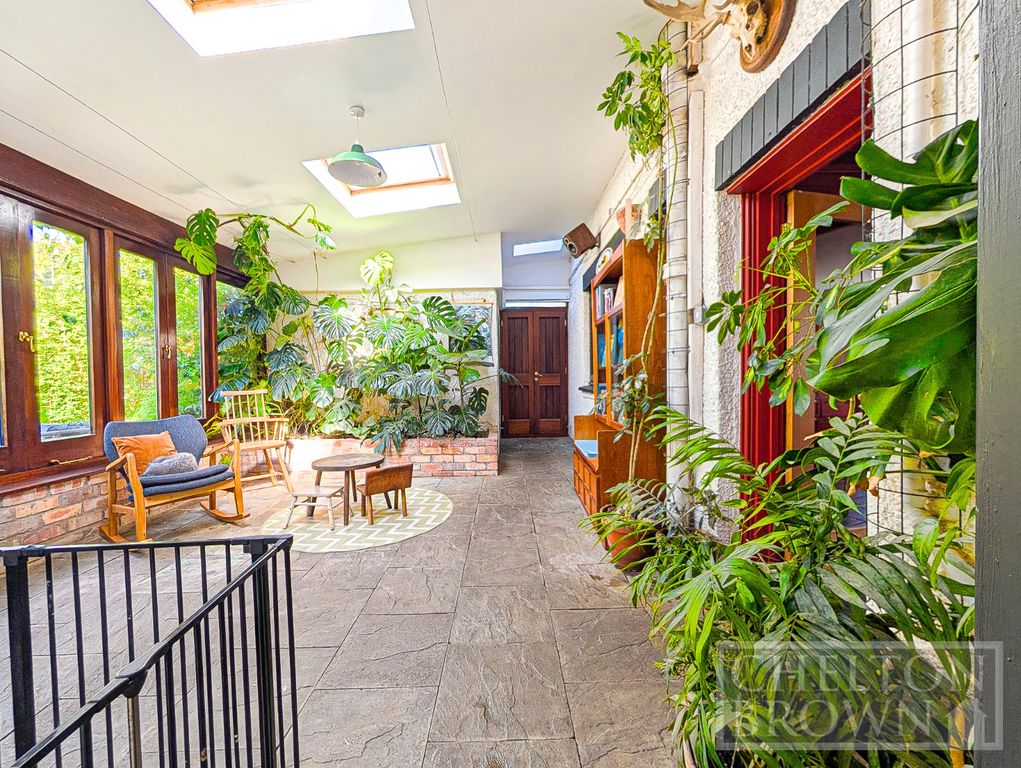 Property photo 3 of 67 Garden Room