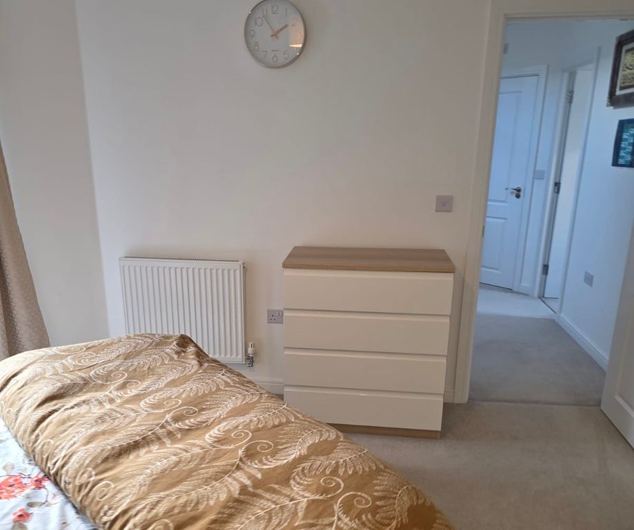 Property photo 2 of 18 3A55c2F3-F094-42Fc-A3E0-B62098c9Be6E