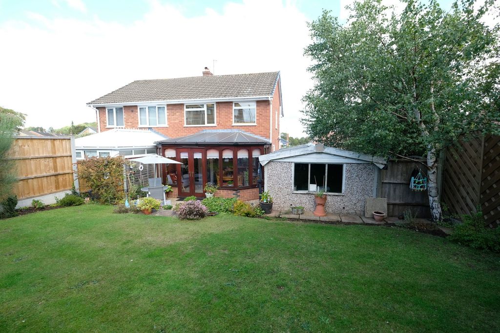 Property photo 2 of 21