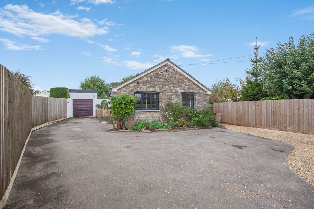 Property photo 1 of 24