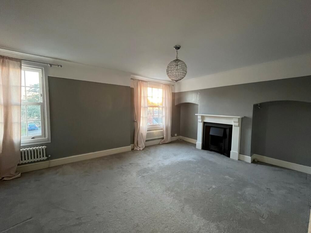 Property photo 3 of 22 Image