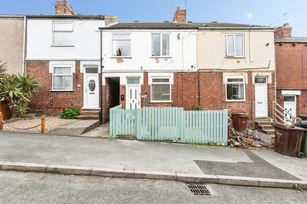 Property photo 1 of 11