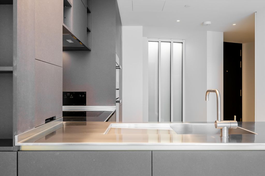 Property photo 3 of 8 Image