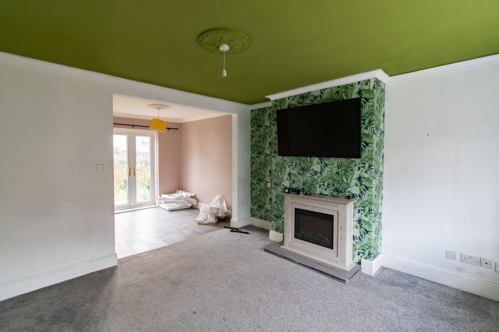 Property photo 2 of 14 Image 1