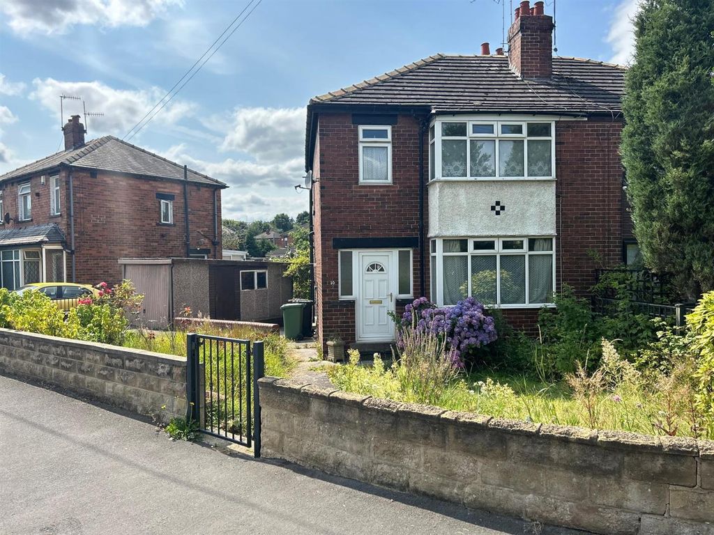 Property photo 1 of 3