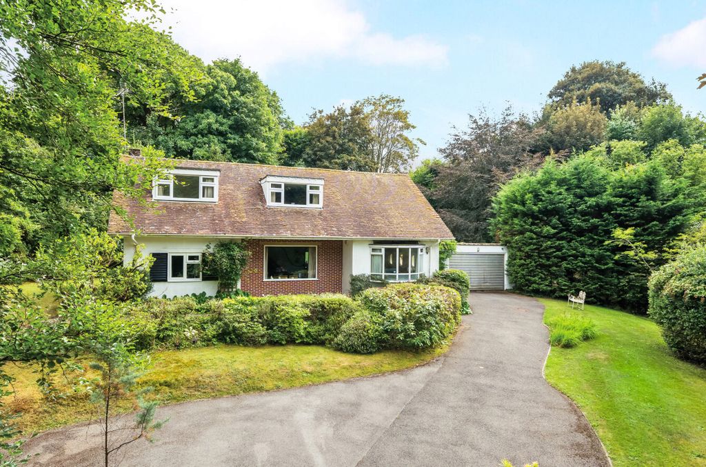 Property photo 1 of 23 1332852-1-688A866...