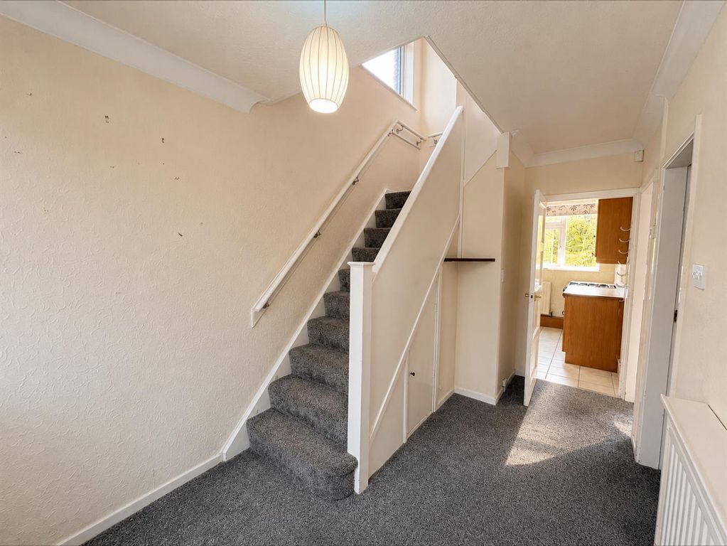 Property photo 2 of 13 Entrance Hallway Edit.Png