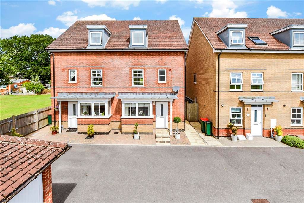 Property photo 1 of 14 External (Web)