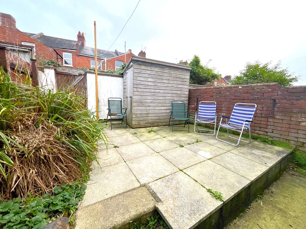 Property photo 2 of 14 Garden