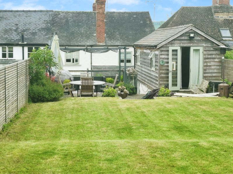 Property photo 1 of 16 Grade II Listed Character Townhouse