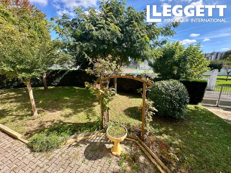 Property photo 3 of 10