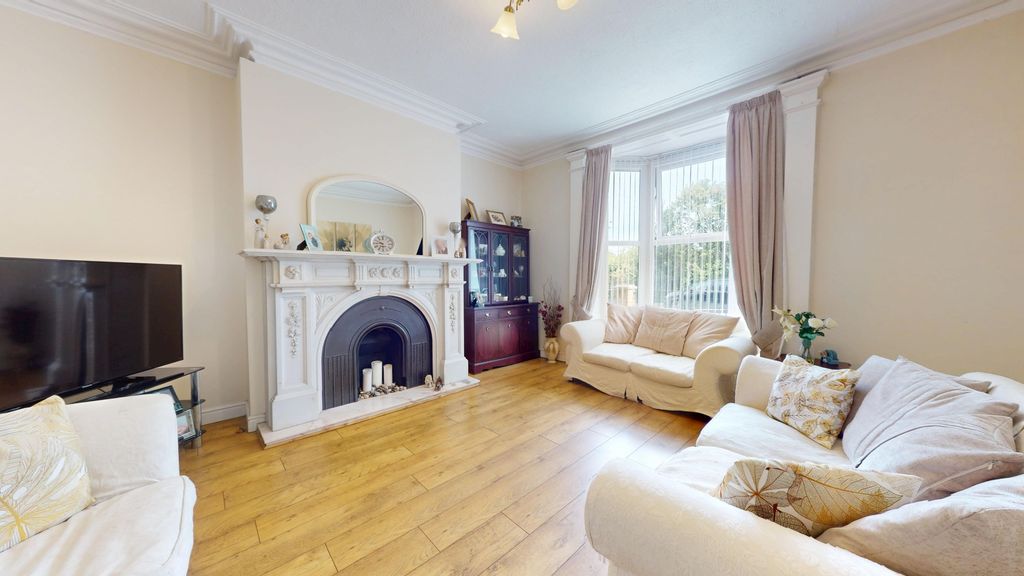 Property photo 3 of 45 5248785