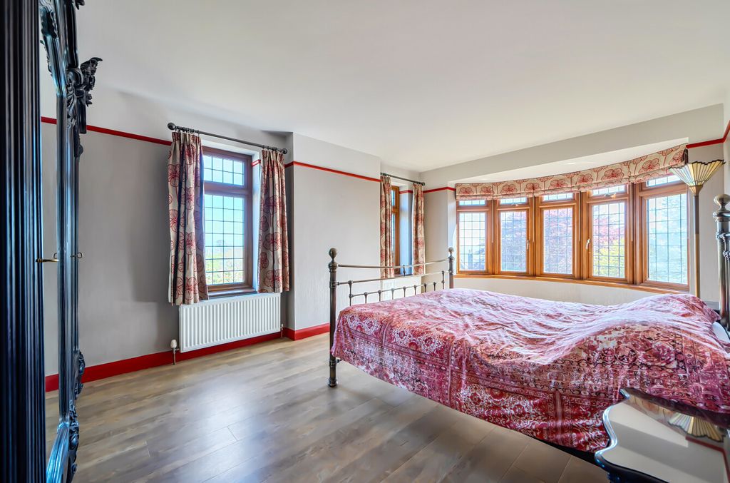 Property photo 3 of 30 1449503-1-69Eb748...