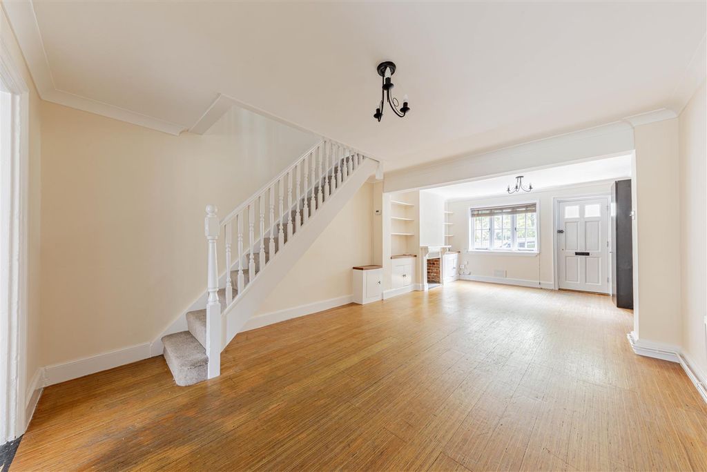 Property photo 3 of 19 L J Imaging-17.Jpg