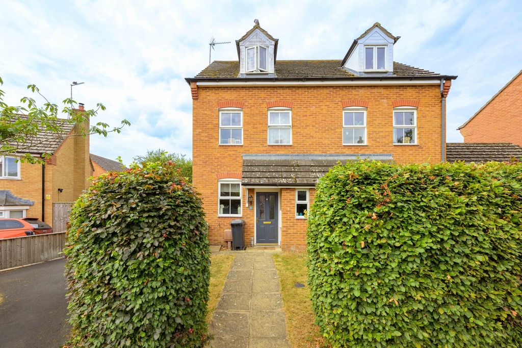 Property photo 1 of 22