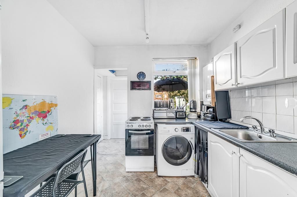 Property photo 3 of 9 Photo 3