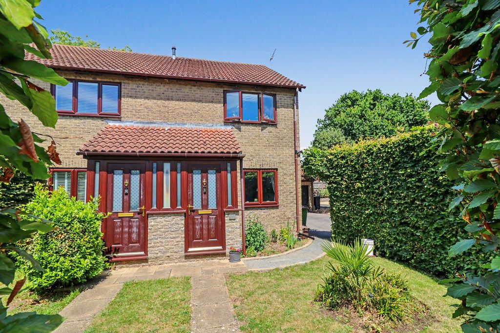 Property photo 1 of 11