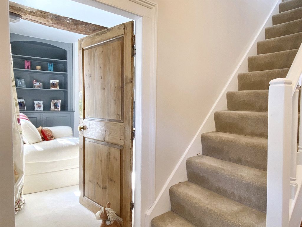 Property photo 2 of 18 2 - Picture No. 18