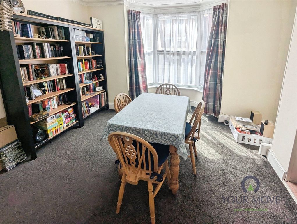 Property photo 2 of 12 Dining/ Bedroom 3