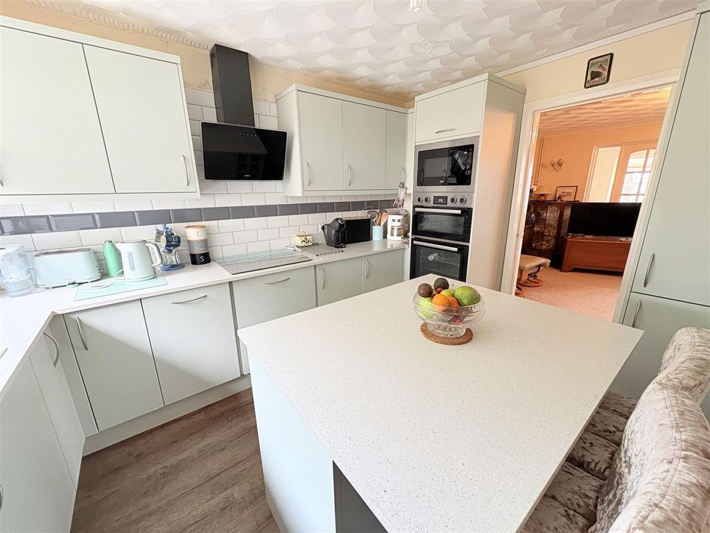 Property photo 2 of 21 Img_1167.Jpg