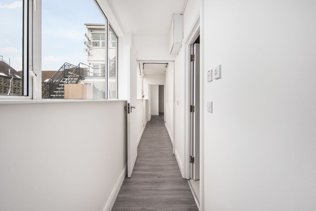 Additional image 17 of 5 bed flat to rentSharers Welcome IG1