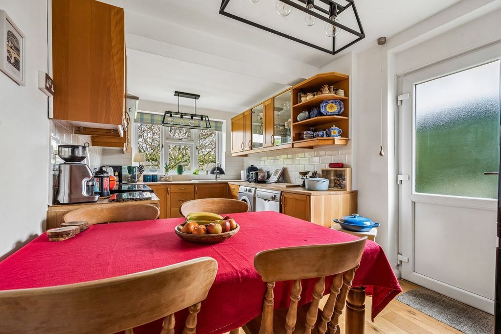 Additional image 17 of 3 bed detached house for saleSt James Walk, Richings Park, Iver SL0