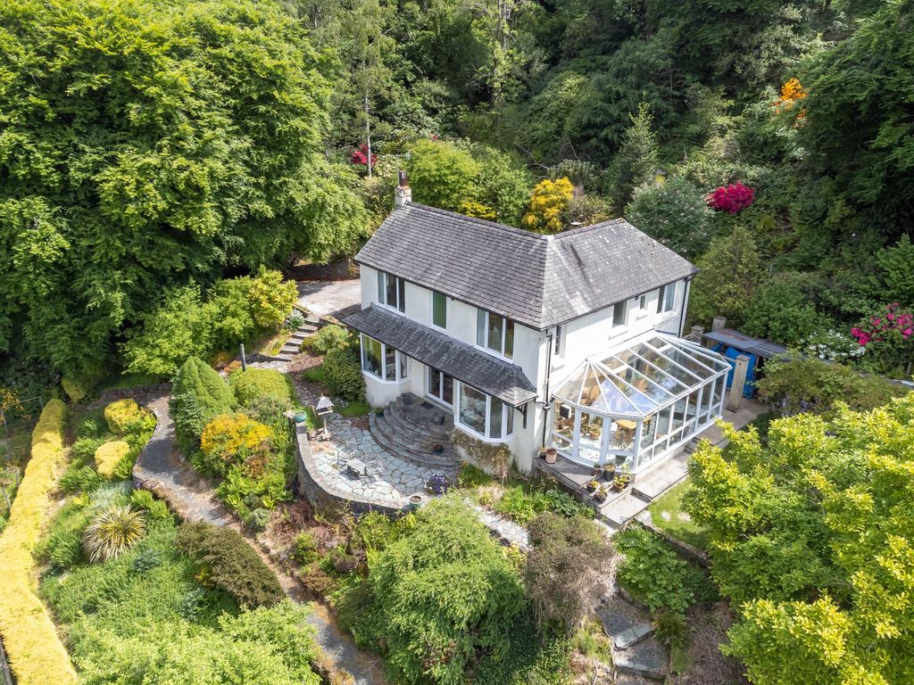 Property photo 1 of 37