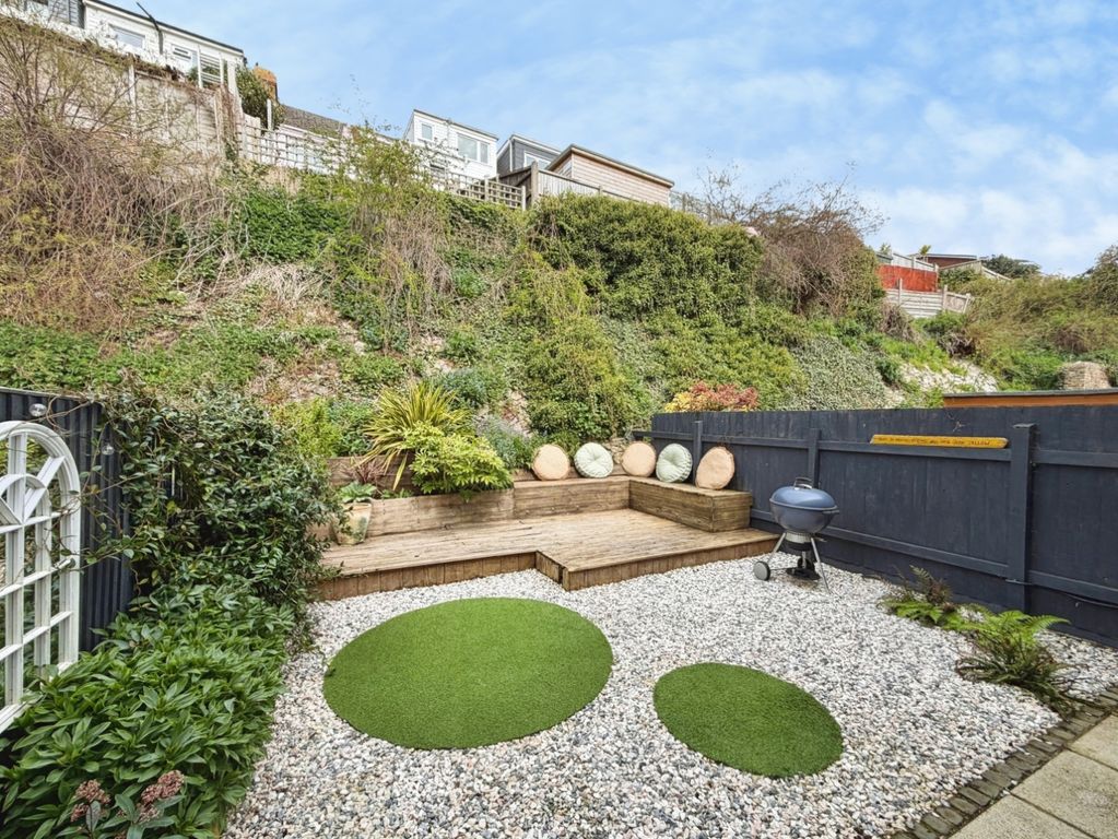 Property photo 3 of 14