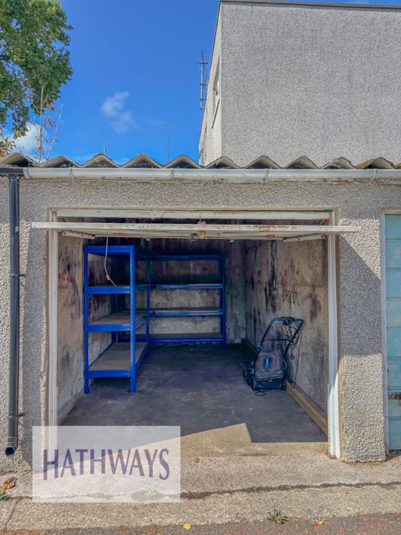 Property photo 2 of 4