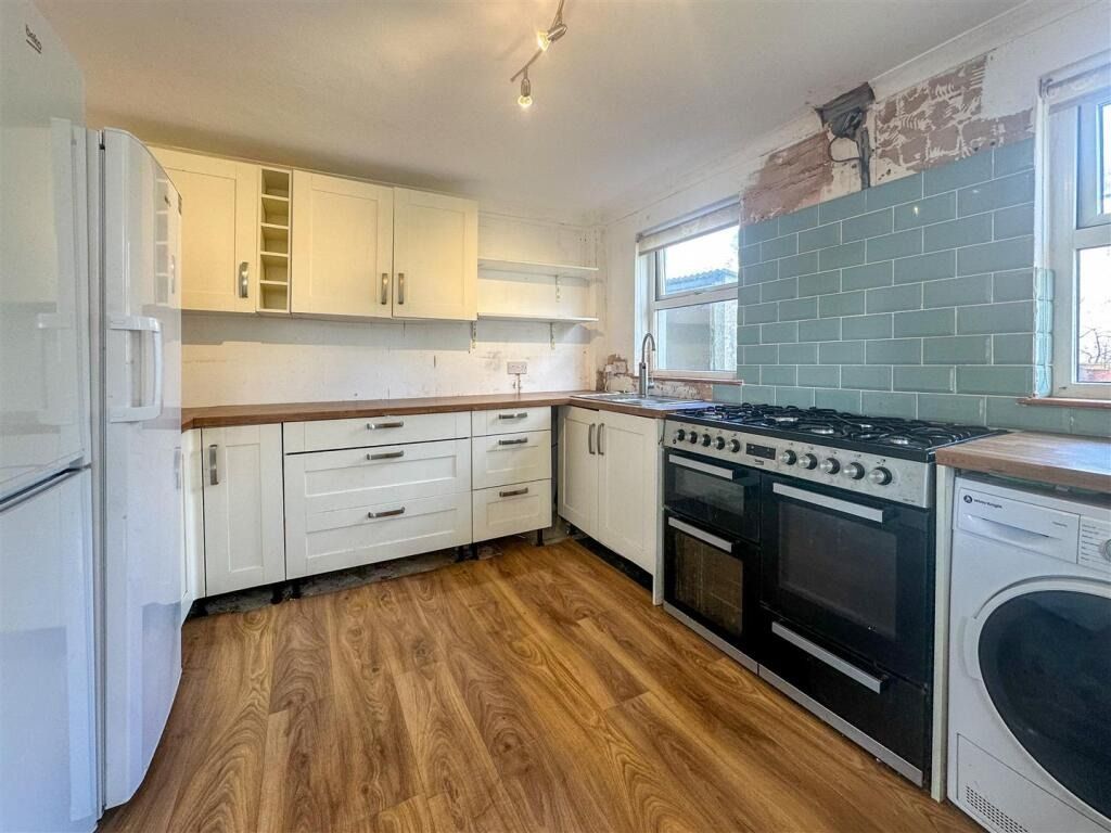 Property photo 3 of 24 4848292