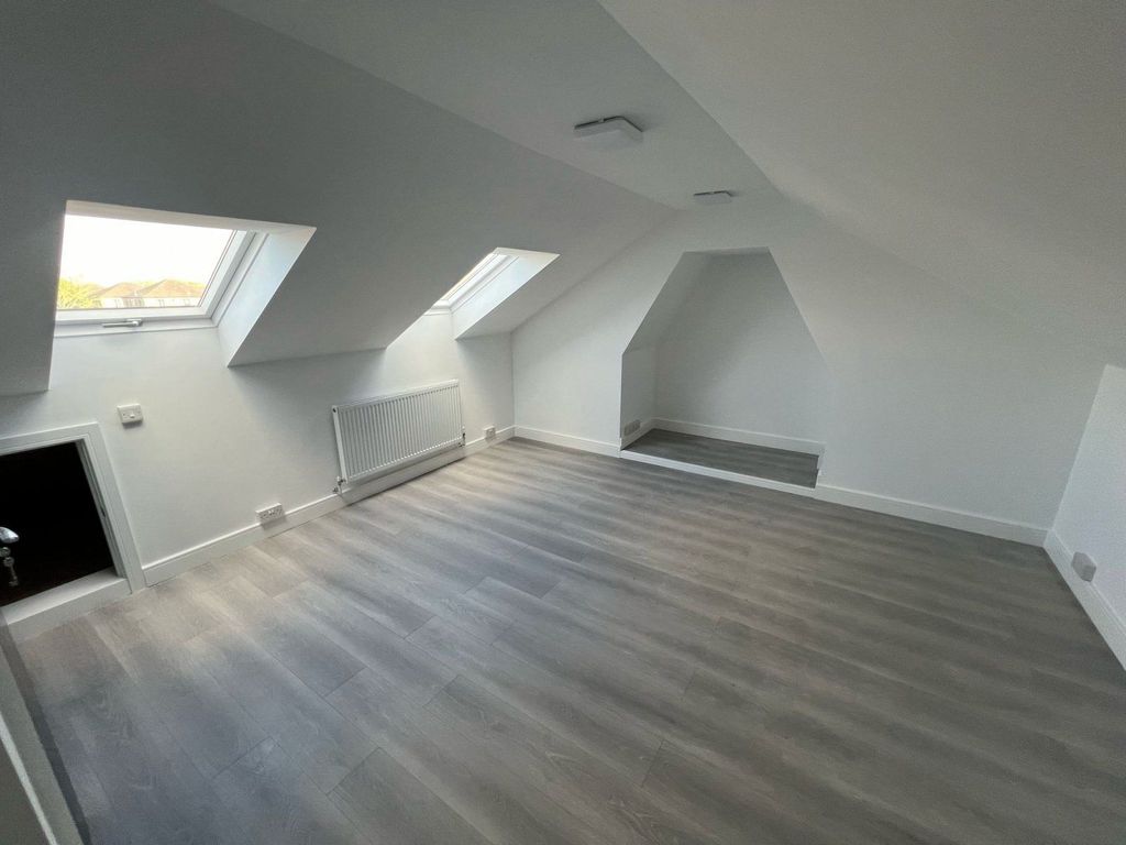 Property photo 2 of 23 Gallery