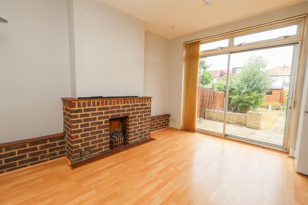 Property photo 3 of 14 3