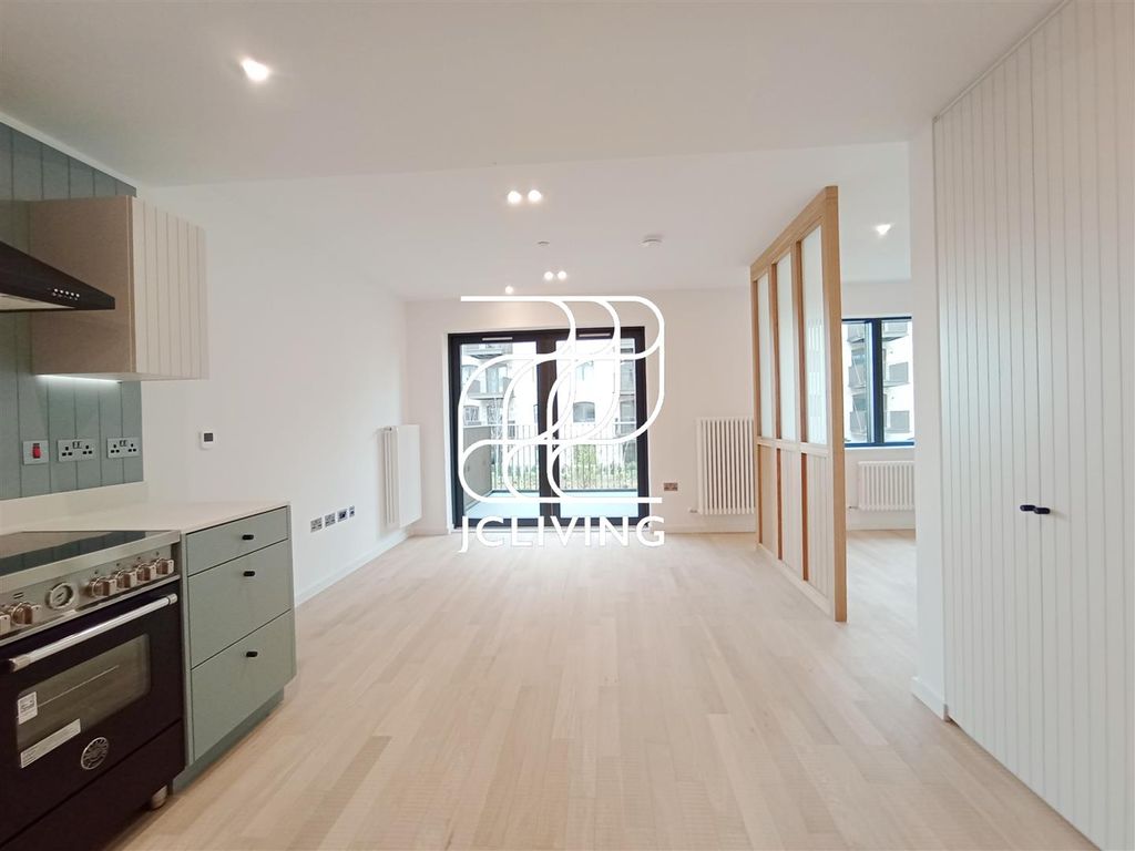 Property photo 2 of 8 46B17A1B70A112Ddd0Cf0Fcdfa5A2E8.Jpg