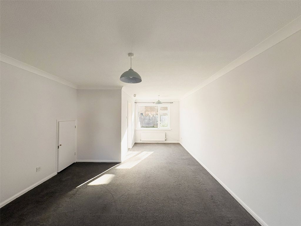 Property photo 2 of 12 Picture No. 02