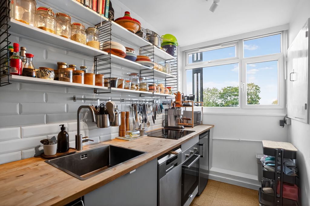 Property photo 1 of 16 Kitchen