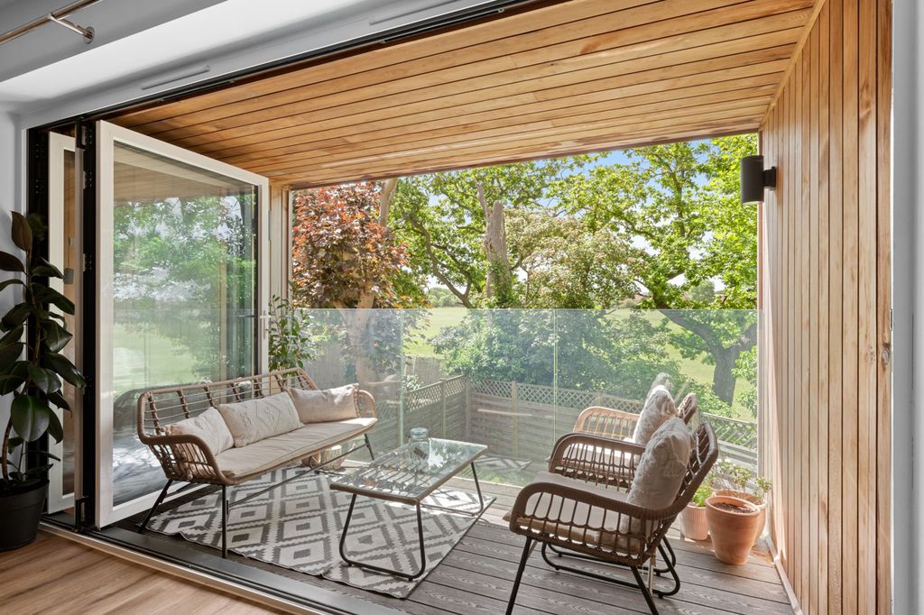 Property photo 2 of 17 Enclosed Balcony