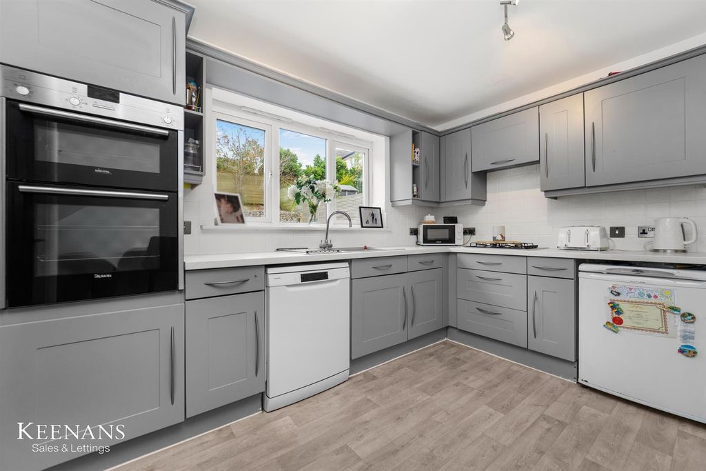 Property photo 3 of 26 3.Jpg