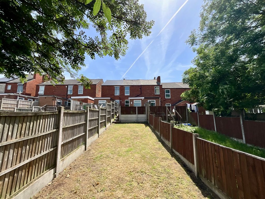 Property photo 2 of 17 Img_0490