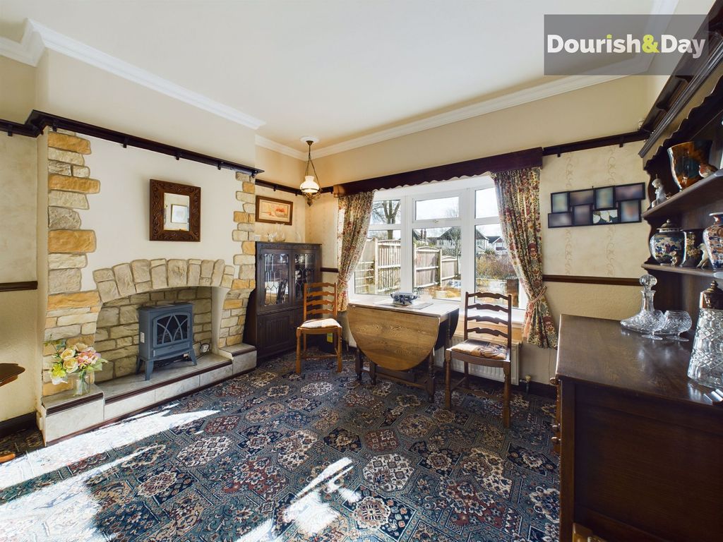 Property photo 3 of 15 Dining Room