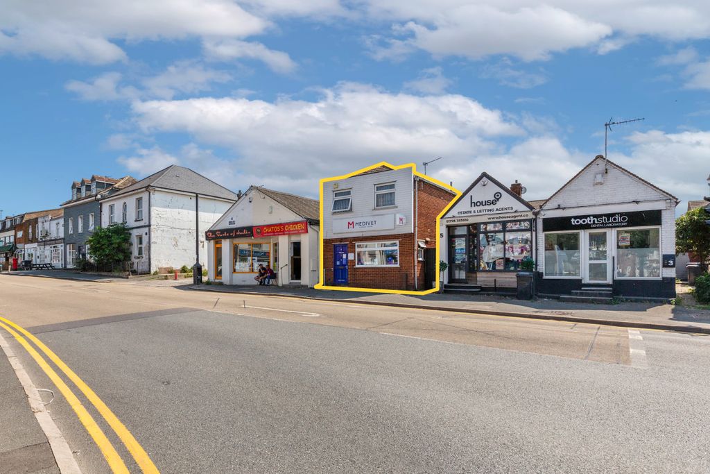 Property photo 2 of 13 7 Minster Road, Halfway Houses, Minster On Sea, Sheerness Me12 3Jd