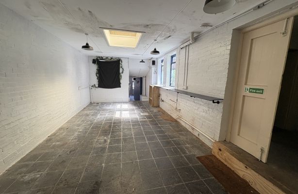 Property photo 3 of 4