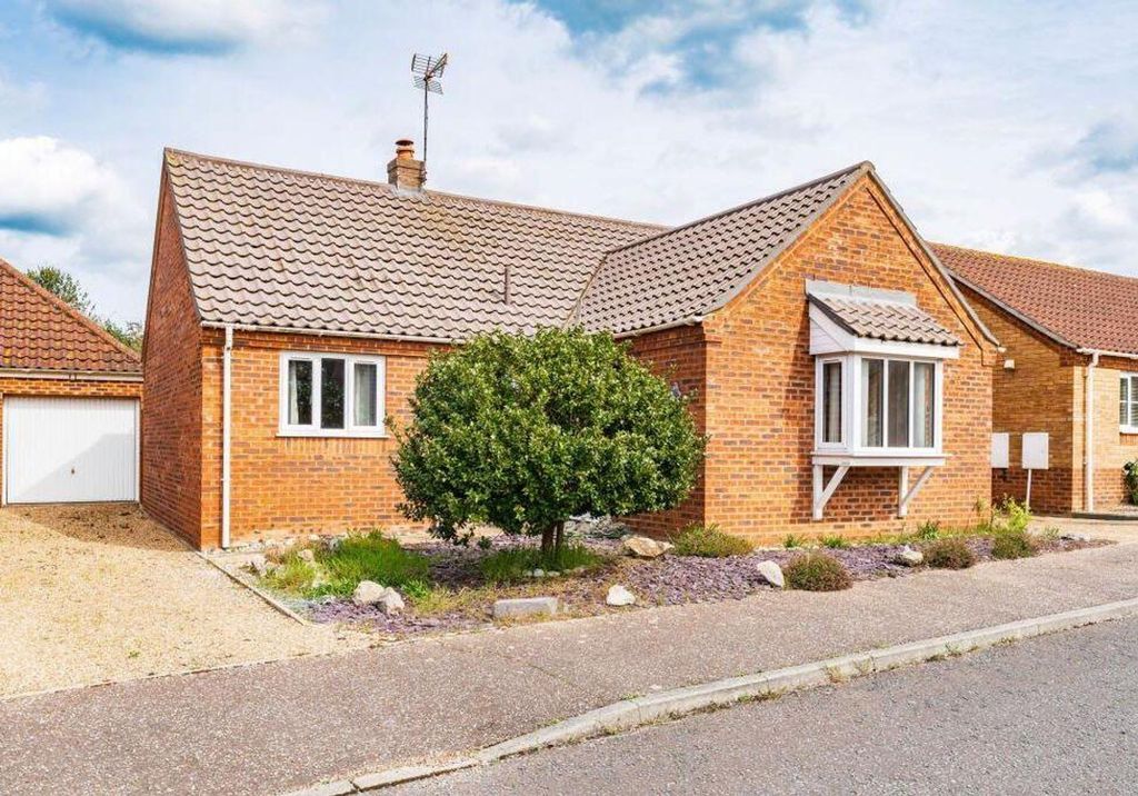 Property photo 1 of 11