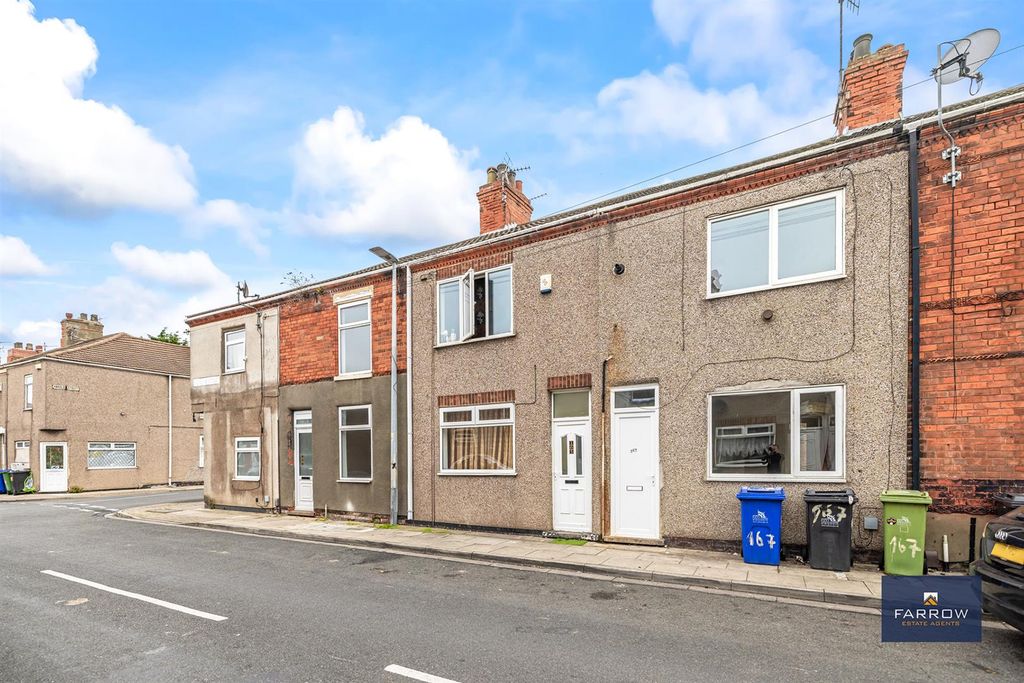 Property photo 1 of 16 Front