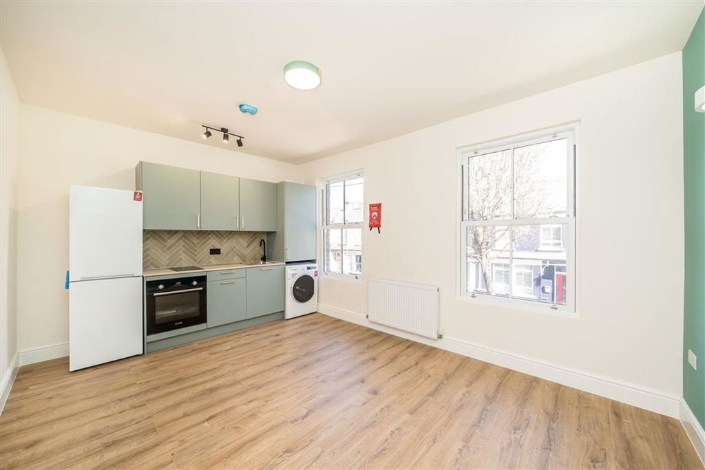 Property photo 3 of 5