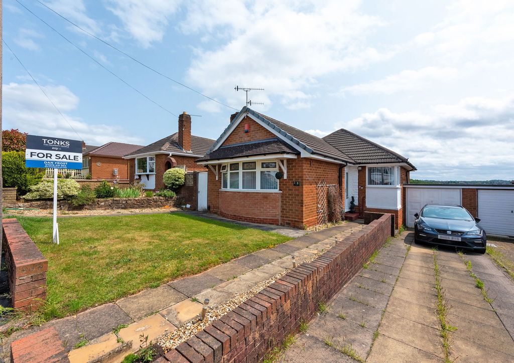 Property photo 1 of 16