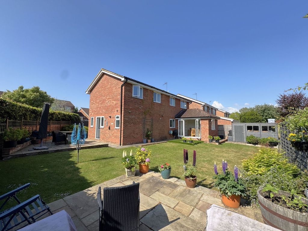 Property photo 3 of 16